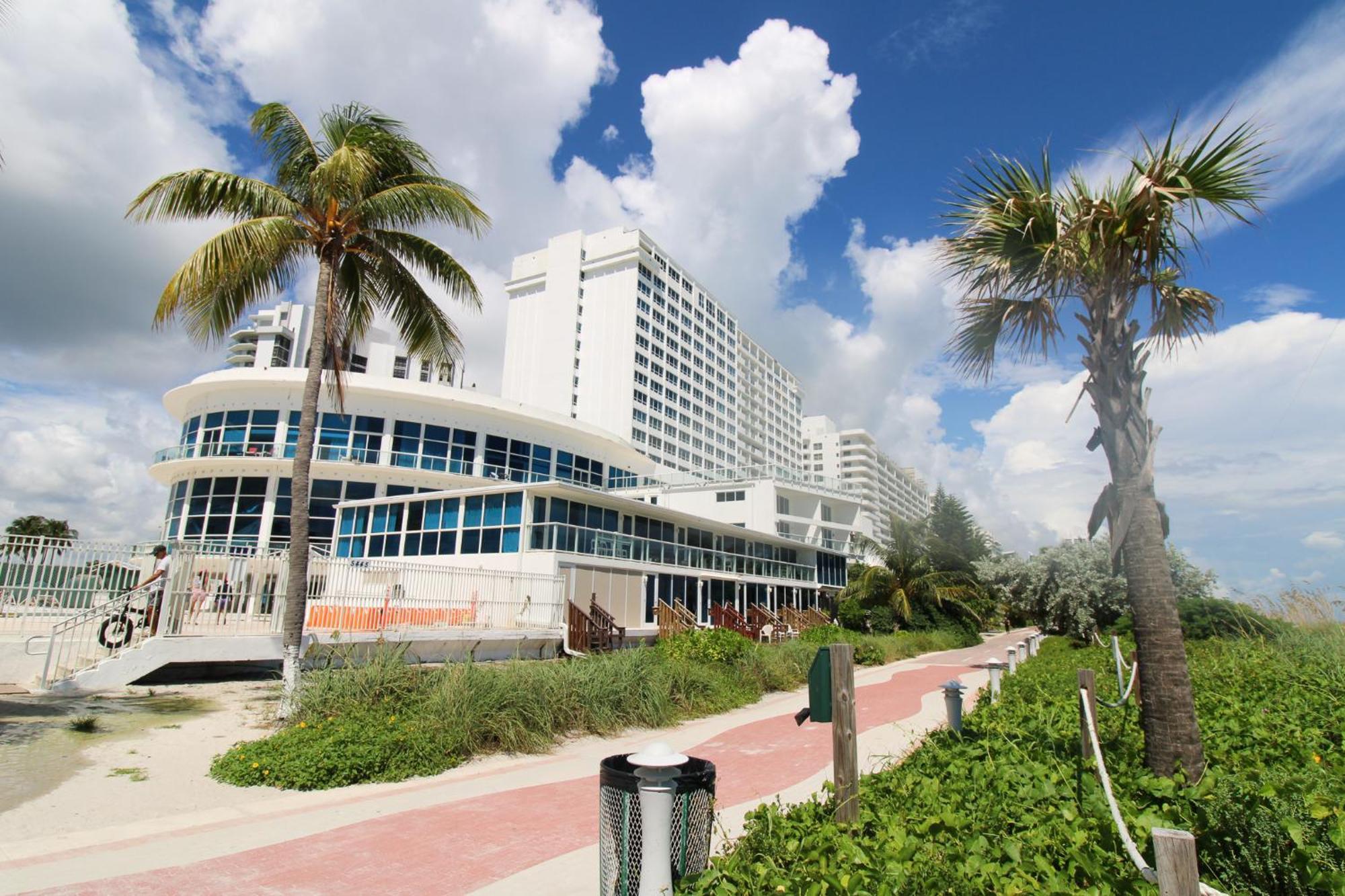 Castle M16 Oceanview Loft With Beach Access, Pool, Tennis And Free Parking! Μαϊάμι Μπιτς Εξωτερικό φωτογραφία